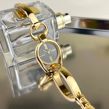 Simple Women's Quartz Wrist Watches Stainless Steel Strap Small Dial Fashionable Exquisite Quartz Watch for Women