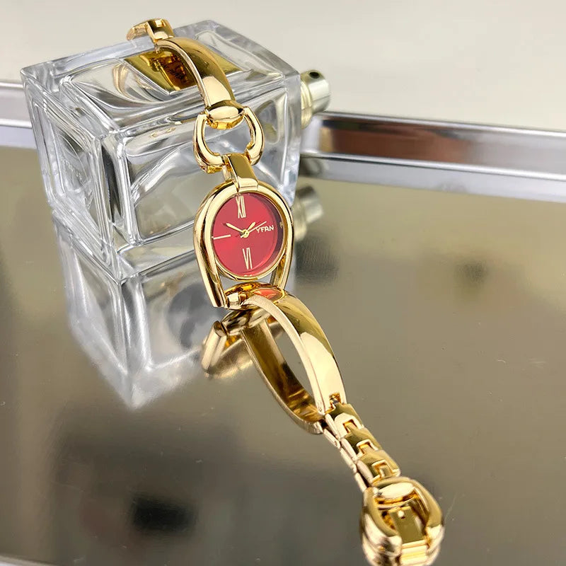 Simple Women's Quartz Wrist Watches Stainless Steel Strap Small Dial Fashionable Exquisite Quartz Watch for Women