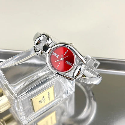 Simple Women's Quartz Wrist Watches Stainless Steel Strap Small Dial Fashionable Exquisite Quartz Watch for Women